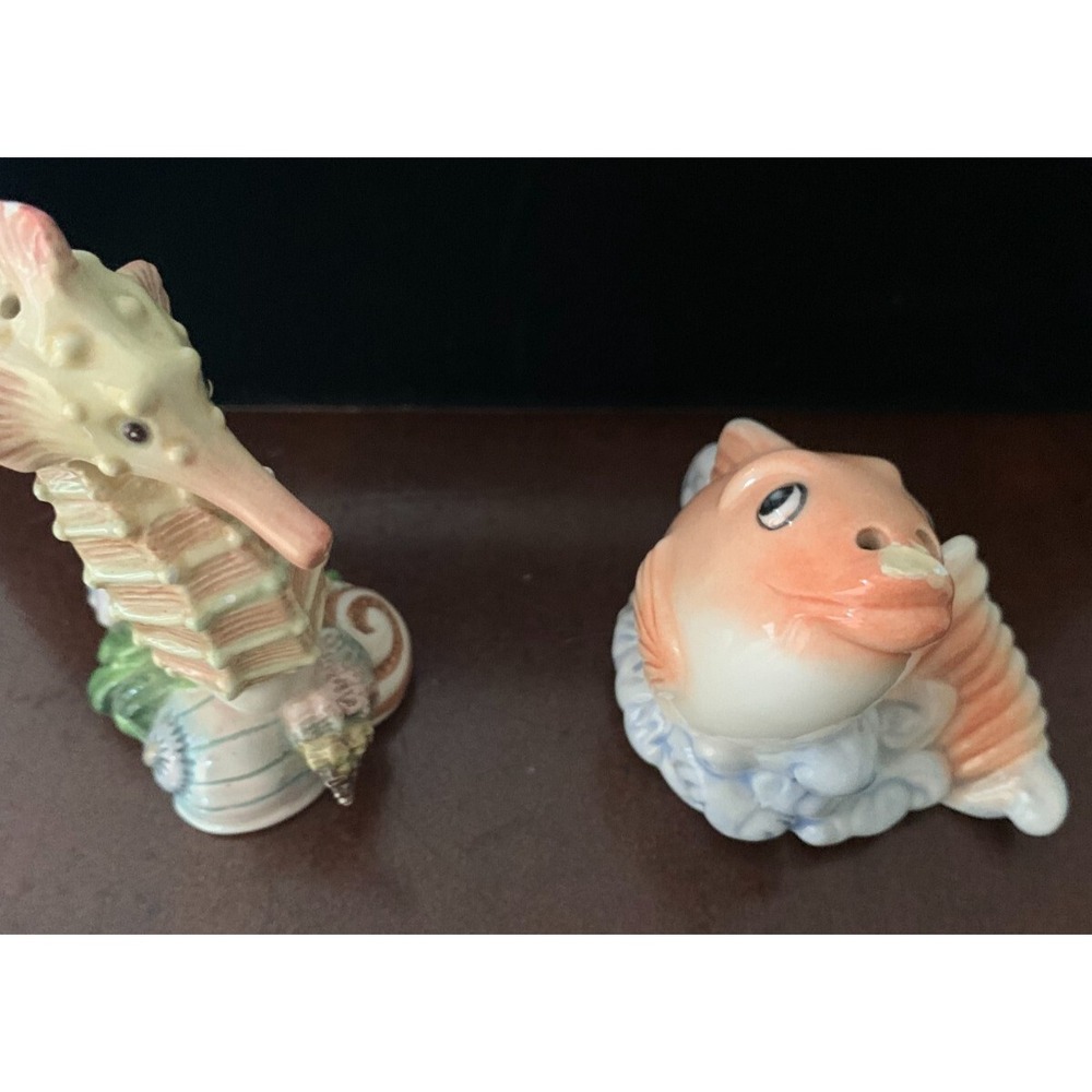 Seahorse Saltshaker and Fish‎ Saltshaker Ceramic Fair condition